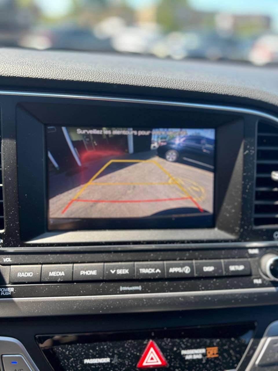 Hyundai Elantra 2017 - Image 19