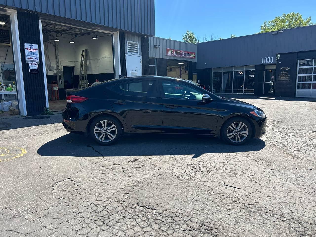 Hyundai Elantra 2017 - Image 6