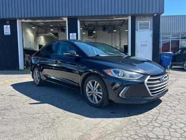 Hyundai Elantra 2017 - Thumbnail 3