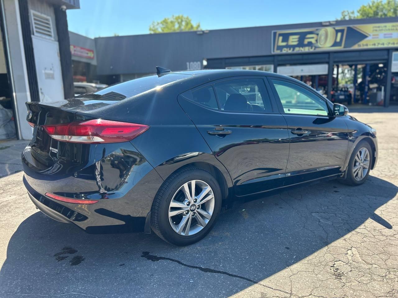 Hyundai Elantra 2017 - Image 7