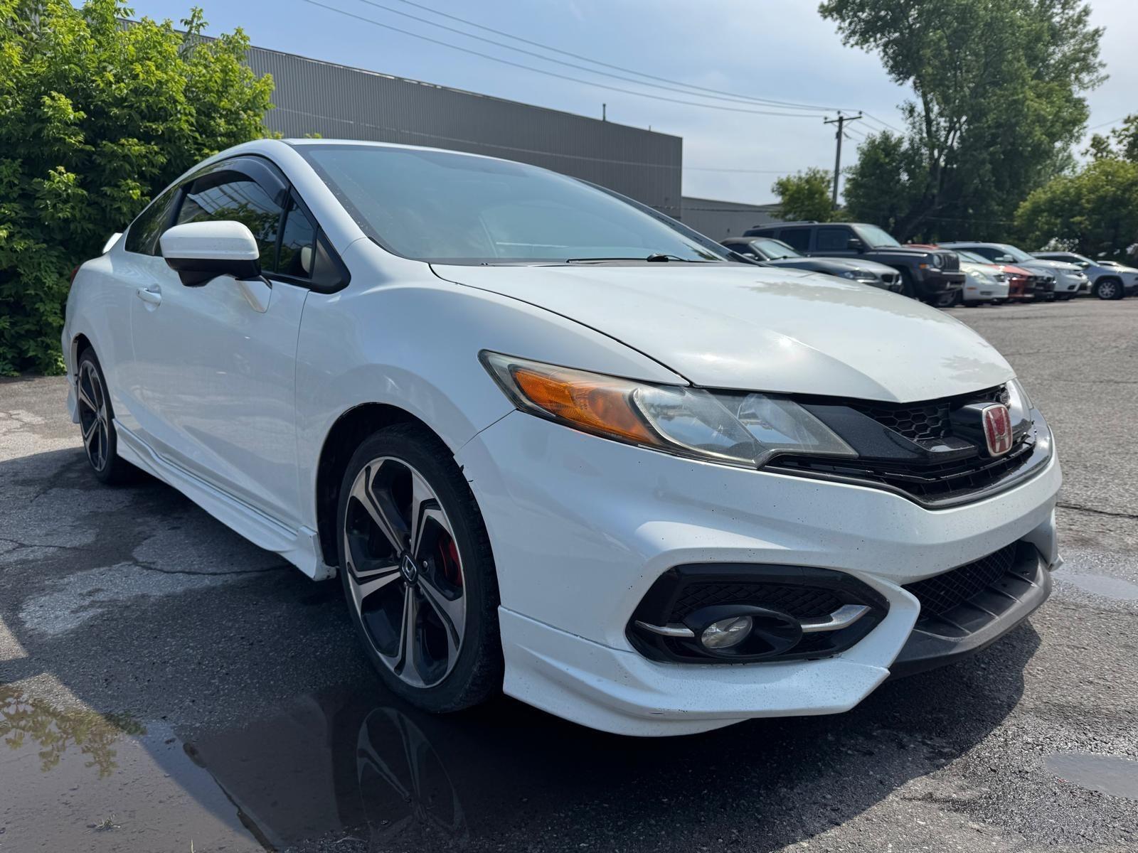 Honda Civic 2015 - Image 17