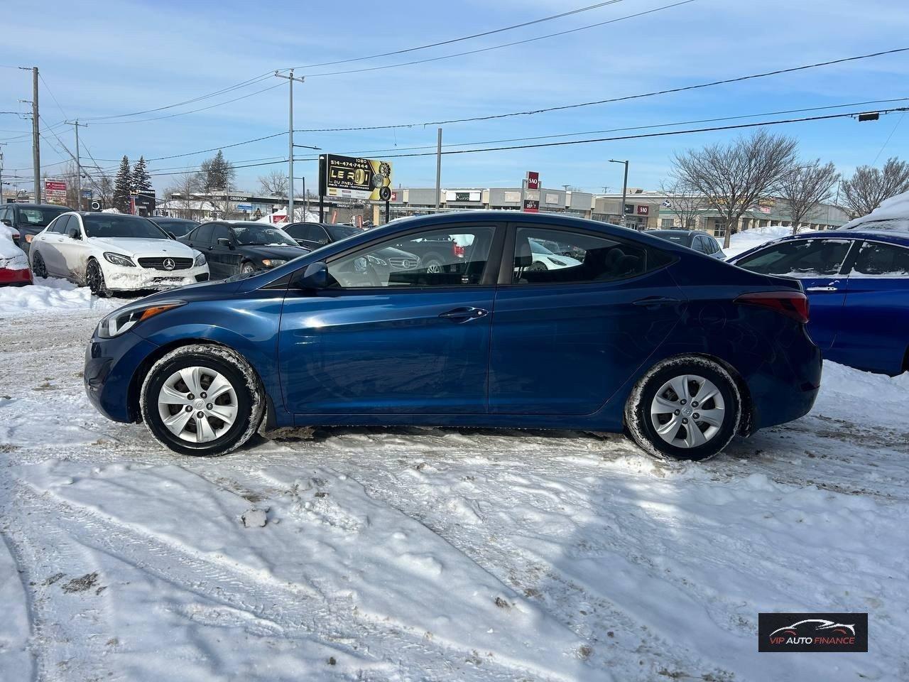 Hyundai Elantra 2016 - Image 2